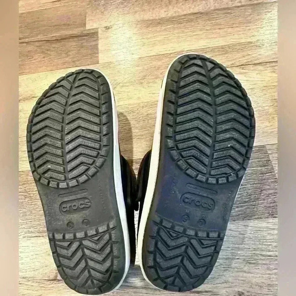 Crocs Unisex-Adult Crocband Clog BLACK / Men's 5 Women's 7 - Picture 5 of 5